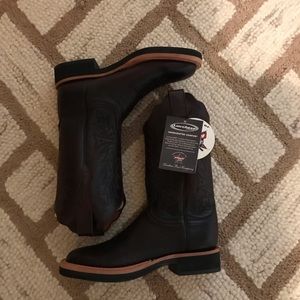 Women’s Lucchese 2000 cowboy Boots!